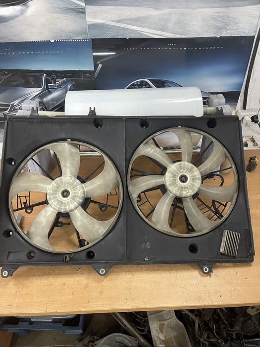 Вентелятор тойота хайлендер 2012 рік Toyota Highlander 2012