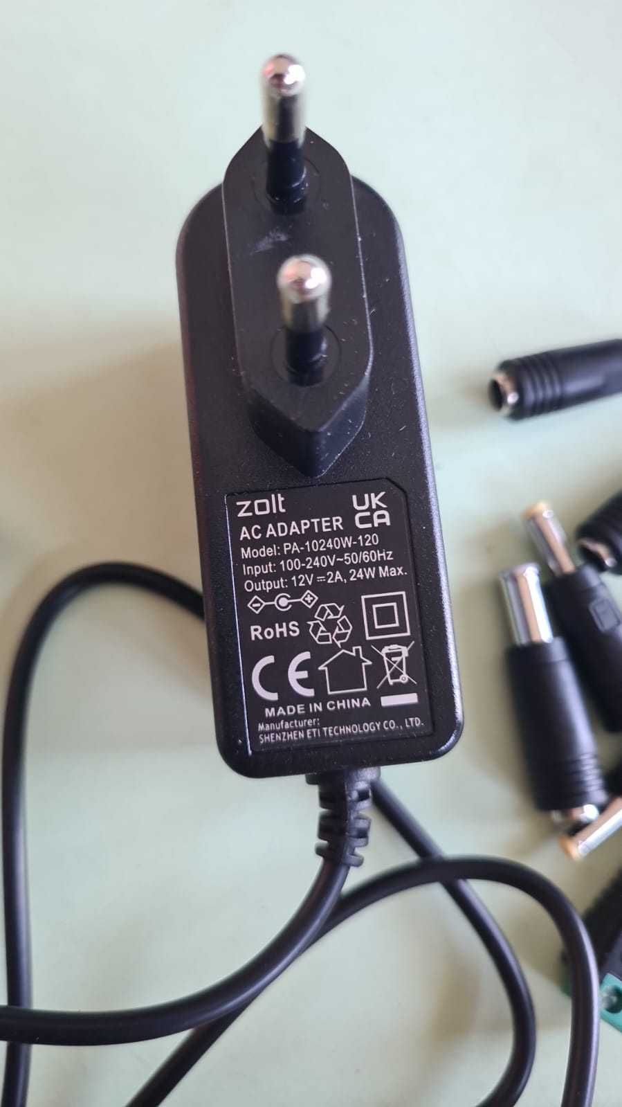 Zasilacz AC adapter 12V 2A 24W z końcówkami 9 SPP382