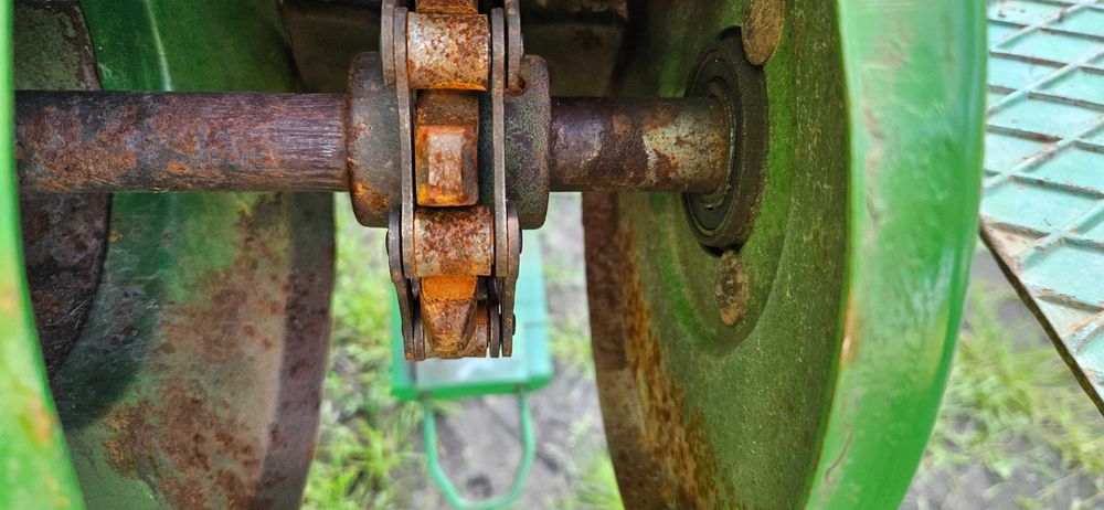 Зернозбиральний  комбайн John Deere 935 3м міні комбайн