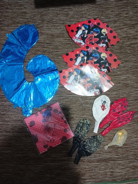 Прикраси на День народження.Фольговані шари Леді Баг Суперкіт