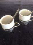 Par de Chávenas de café com suporte e prato em casquinha