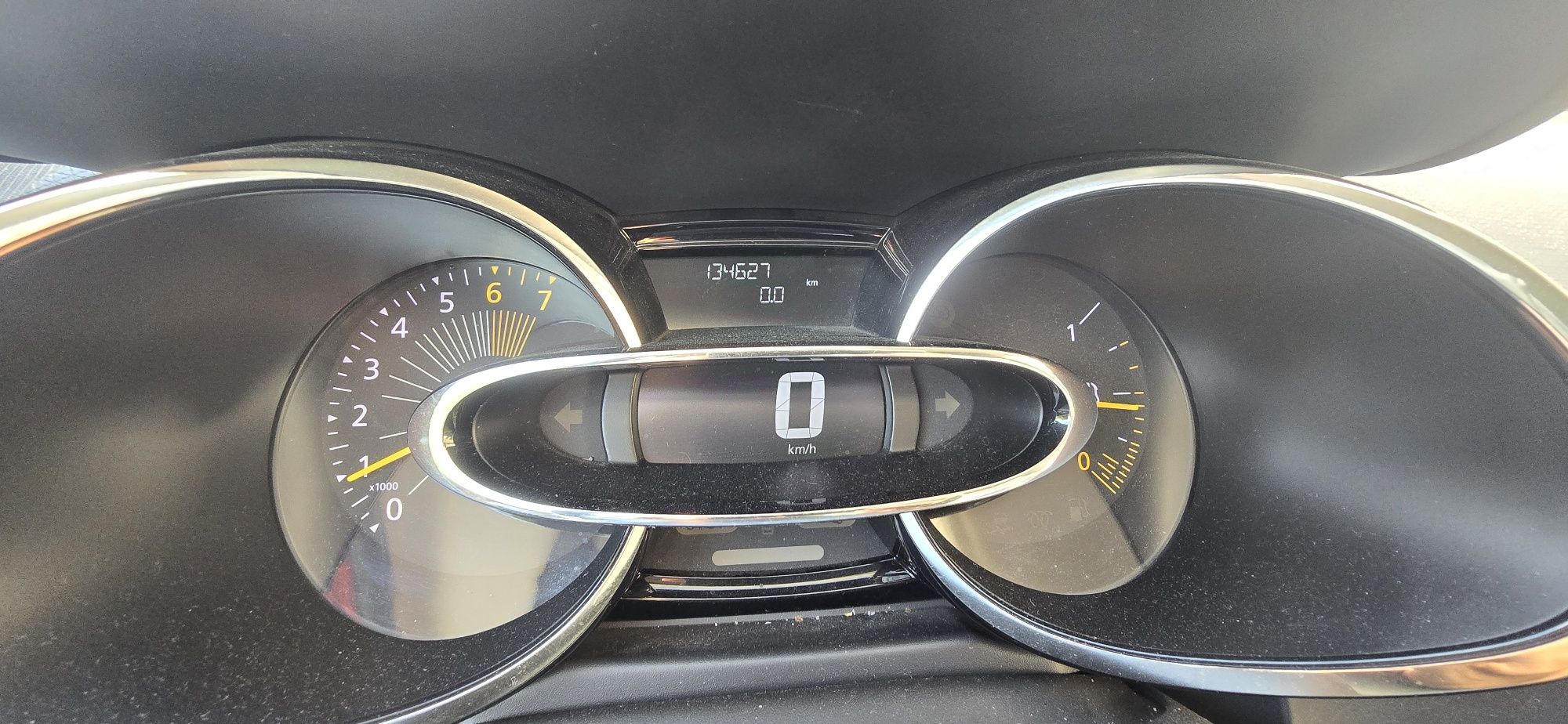 Renault Clio gasolina 90cv 132000 kms