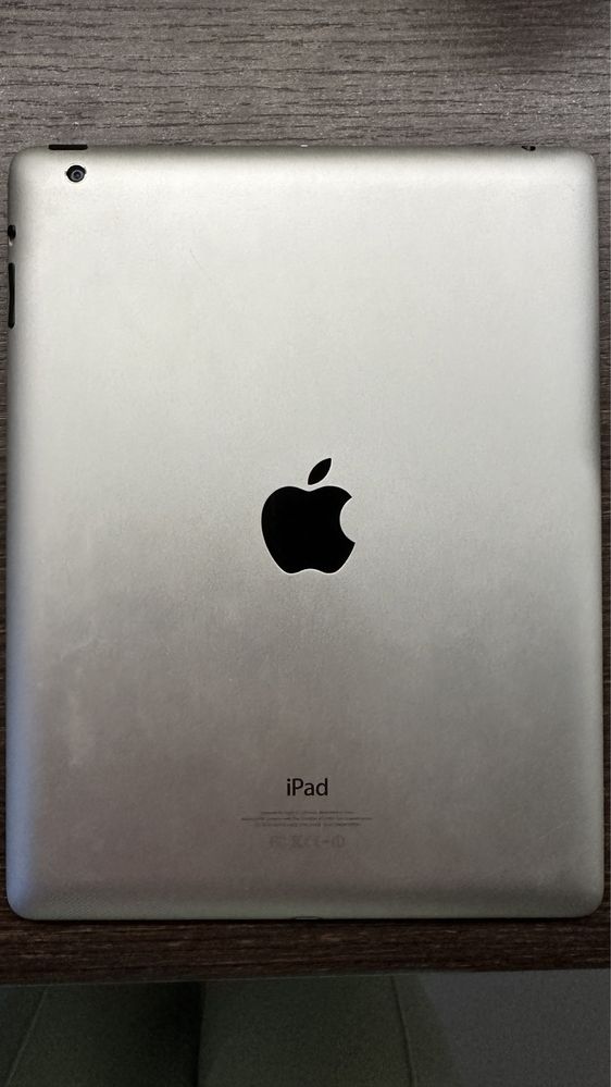 Планшет iPad 2012