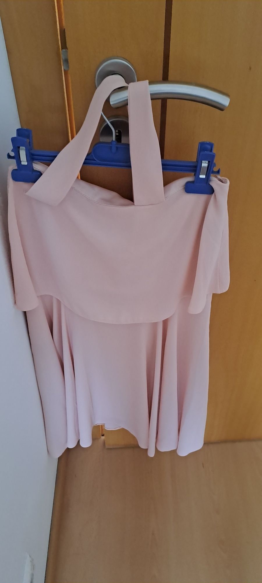 Vestido curto, rosa