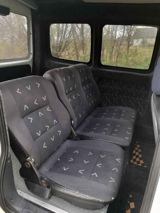 Продам машину Peugeot Partner