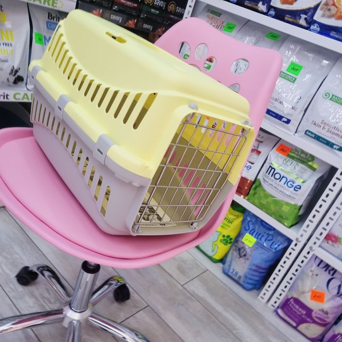 Переноска для котів та маленьких собак