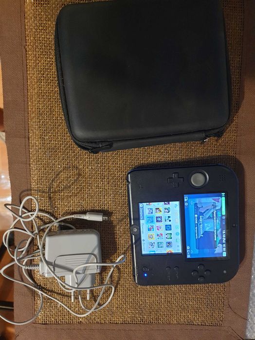 Портативна приставка Nintendo 2DS регіон Японія