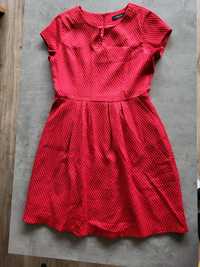 Sukienka Reserved czerwona r. 42