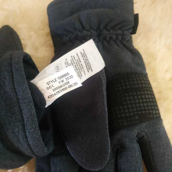 Nowe rękawiczki Under Armor