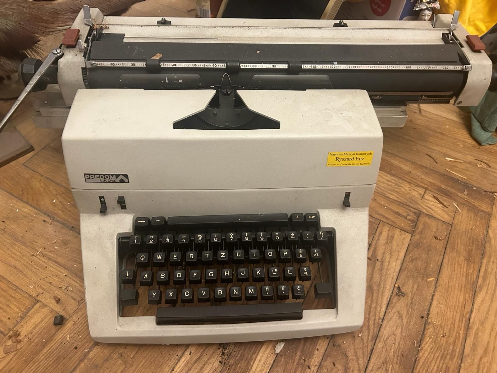 Maszyna do pisania predom