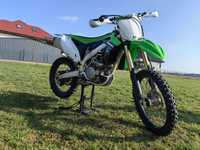 Kawasaki KX450f.