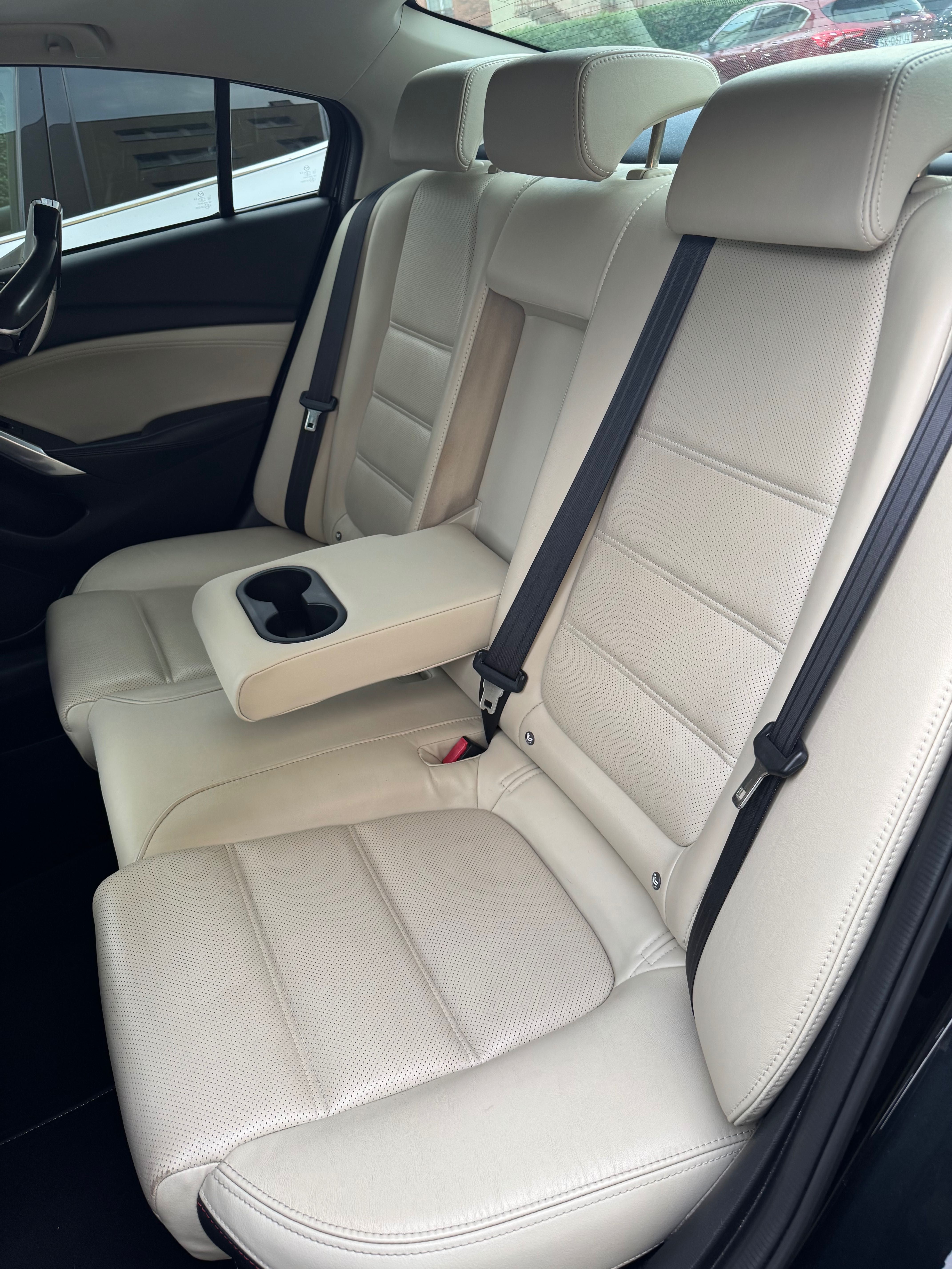 Mazda 6 skyactive-benzyna 2.5 automat- 2014 rok-Polska-prywatne ogłosz