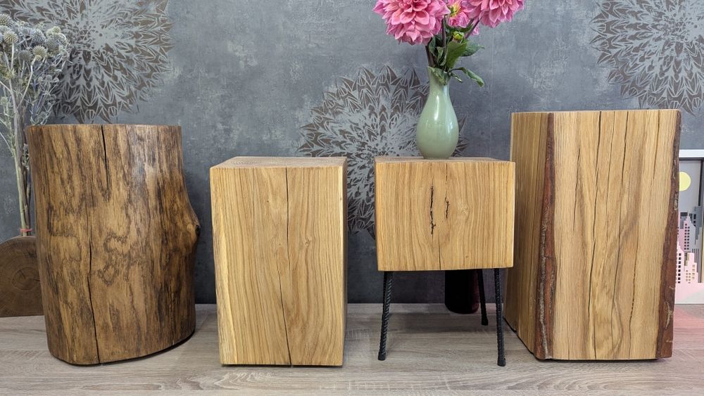 Пеньки столики стільці