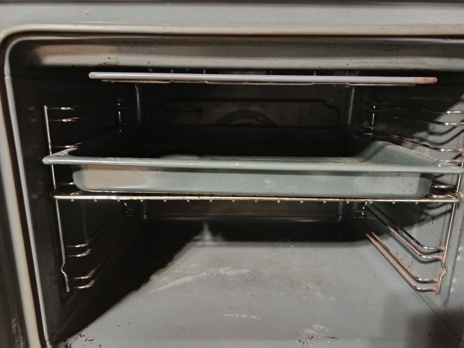 Мікрохвильовка вбудована під забудову духовка встроенная микроволновка