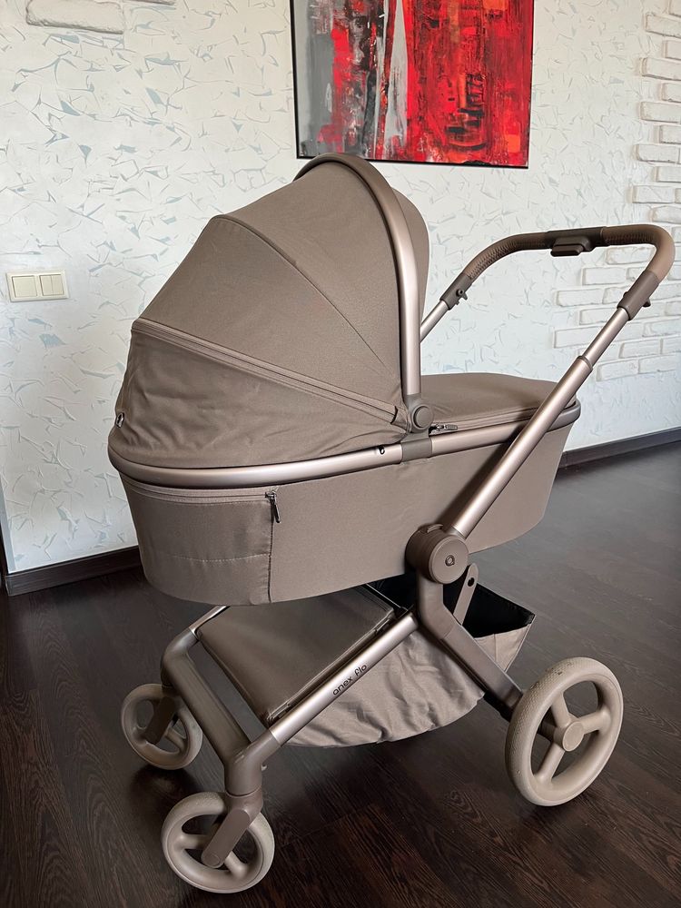 Коляска Anex Flo