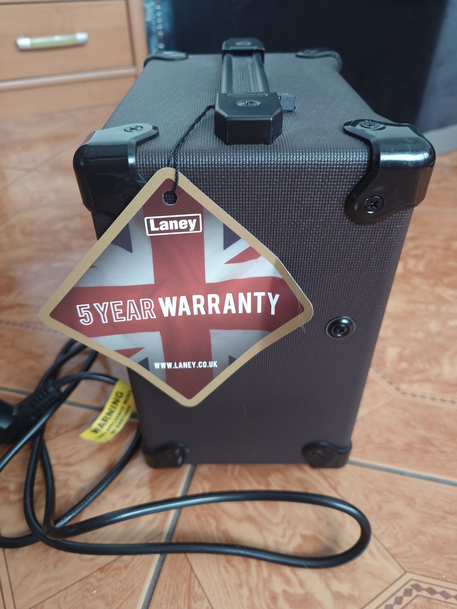 Wzmacniacz Wzmacniacz Laney LA10 do gitary akustycznej – jak nowy