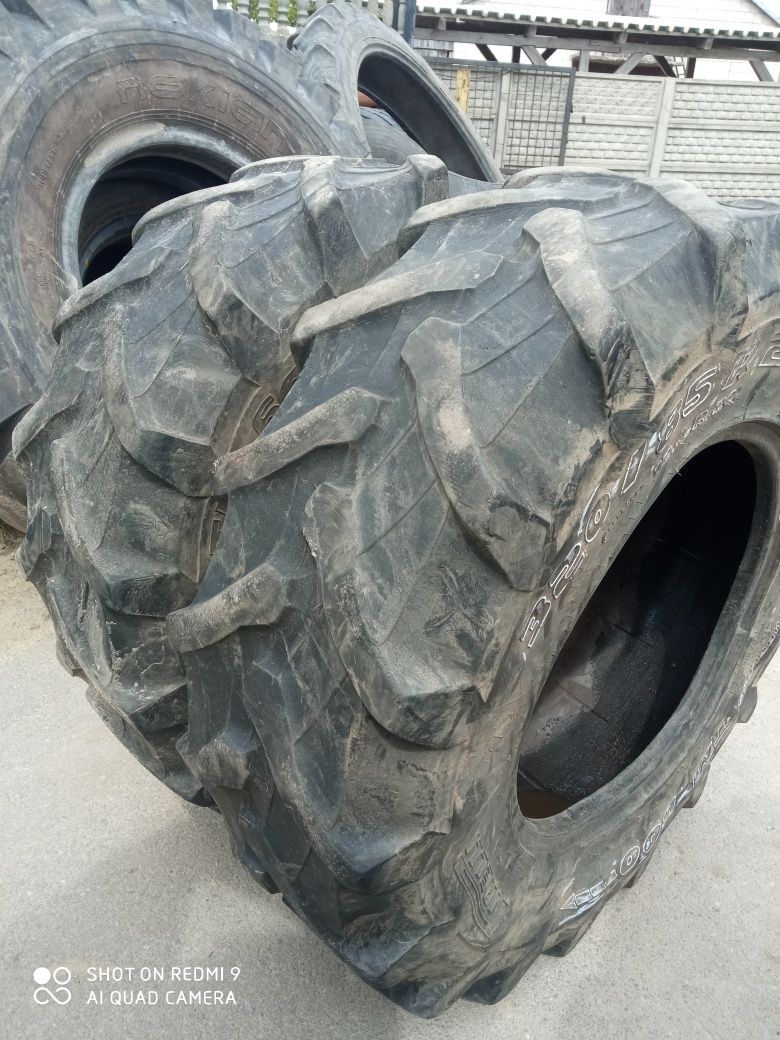 320/85R20 Pirelli opony używane rolnicze para