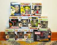 9 Funkos Pop + 1 Pop! Pin + Busto Spider-Man