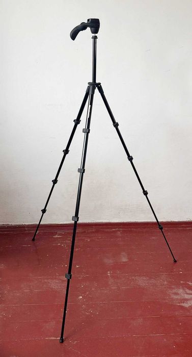Штатив Manfrotto compact action black
