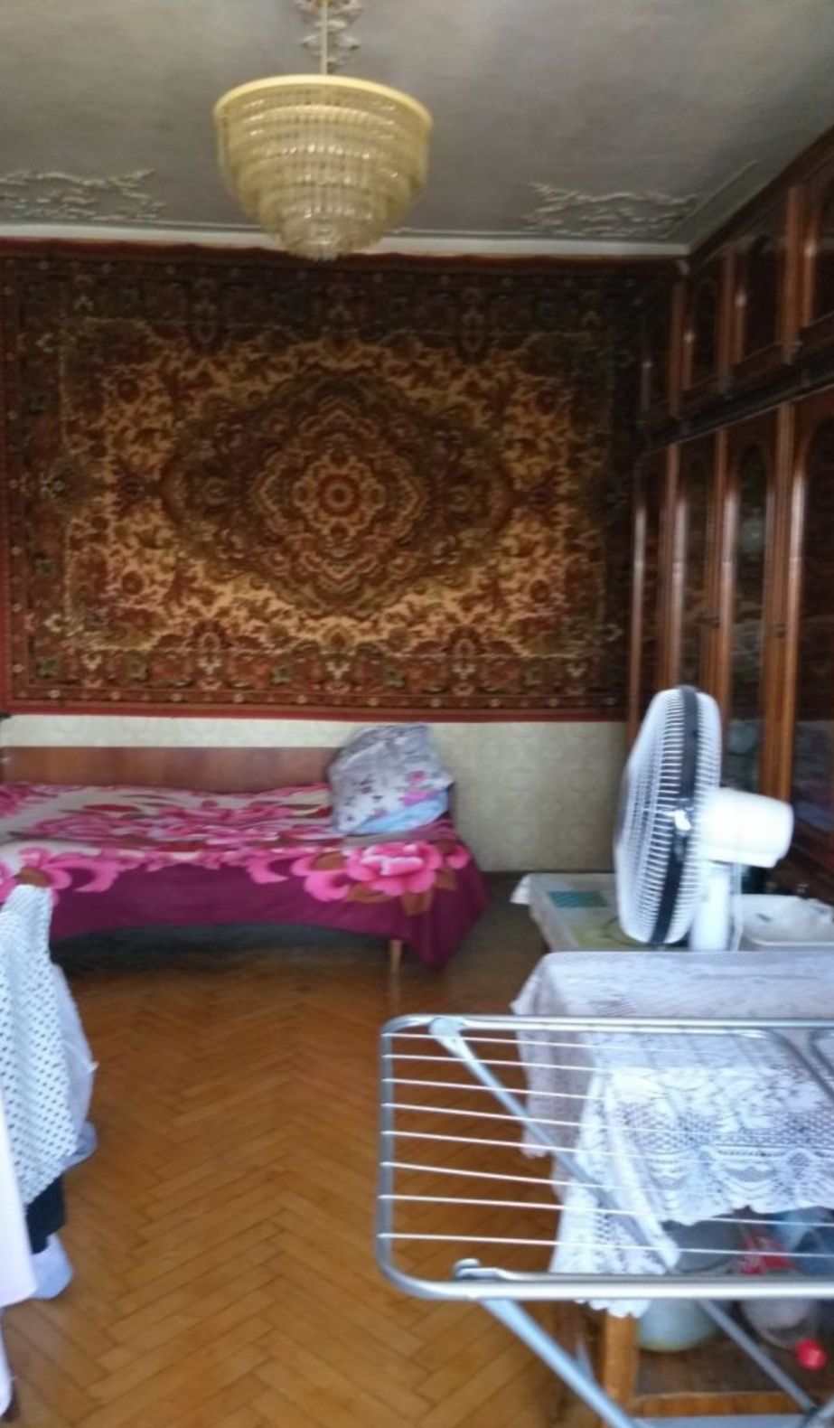 М.Чернiгiвська. Продаж 3 -х к квартири, вул. Юрія Поправки.