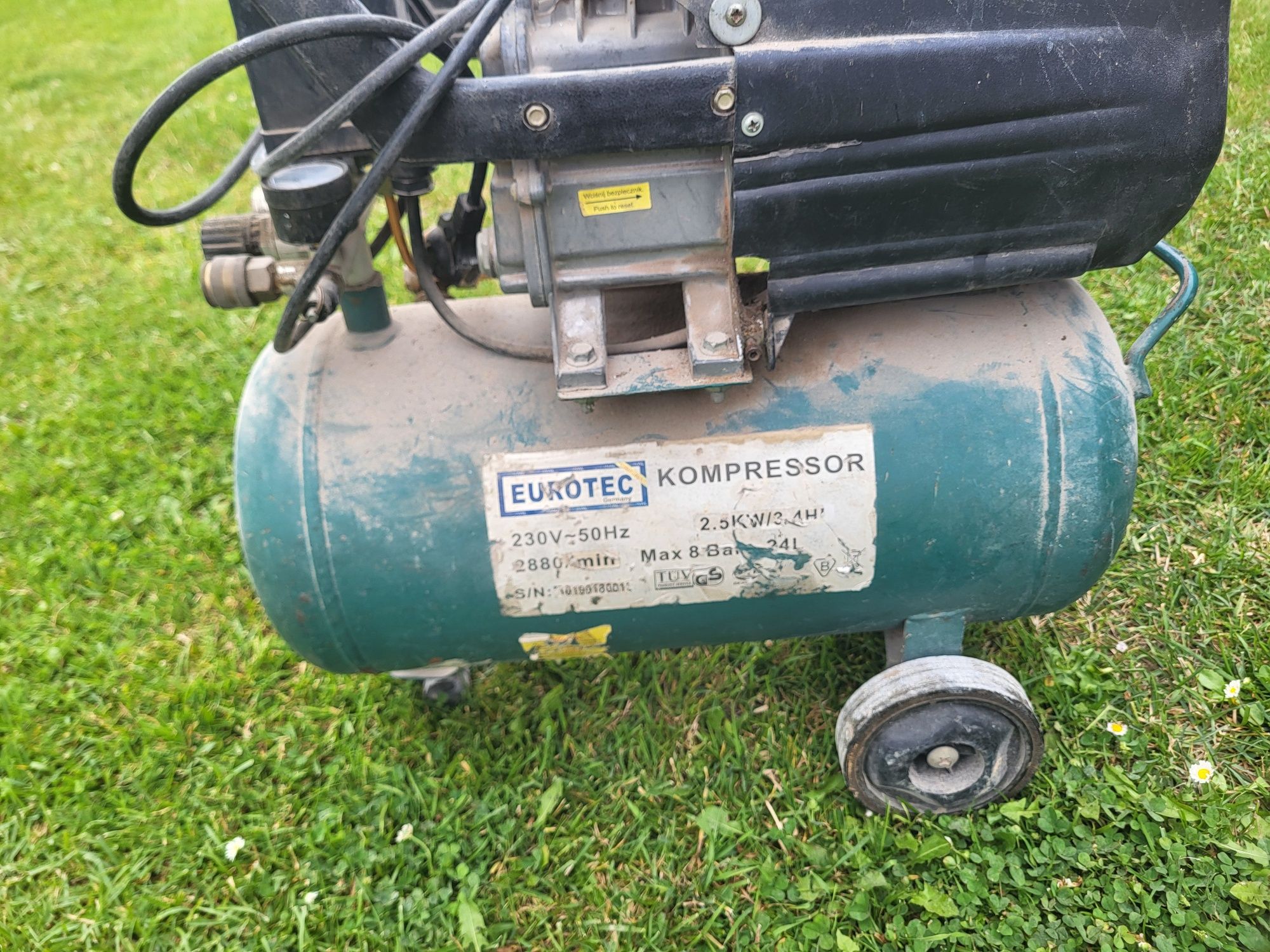 Kompresor sprężarka powietrza 24 l 230 V 8 bar tłokowa