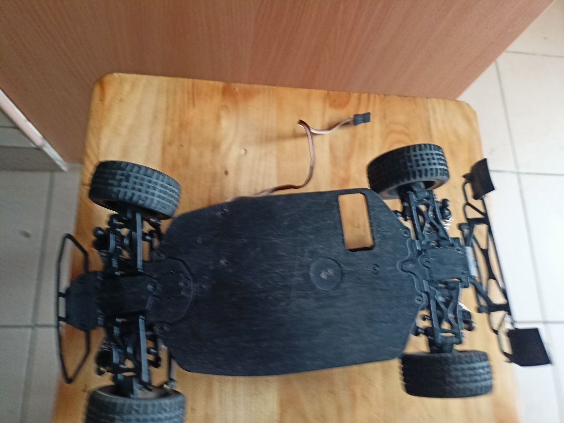 Team asociated 1:18 podwozie modelu RC