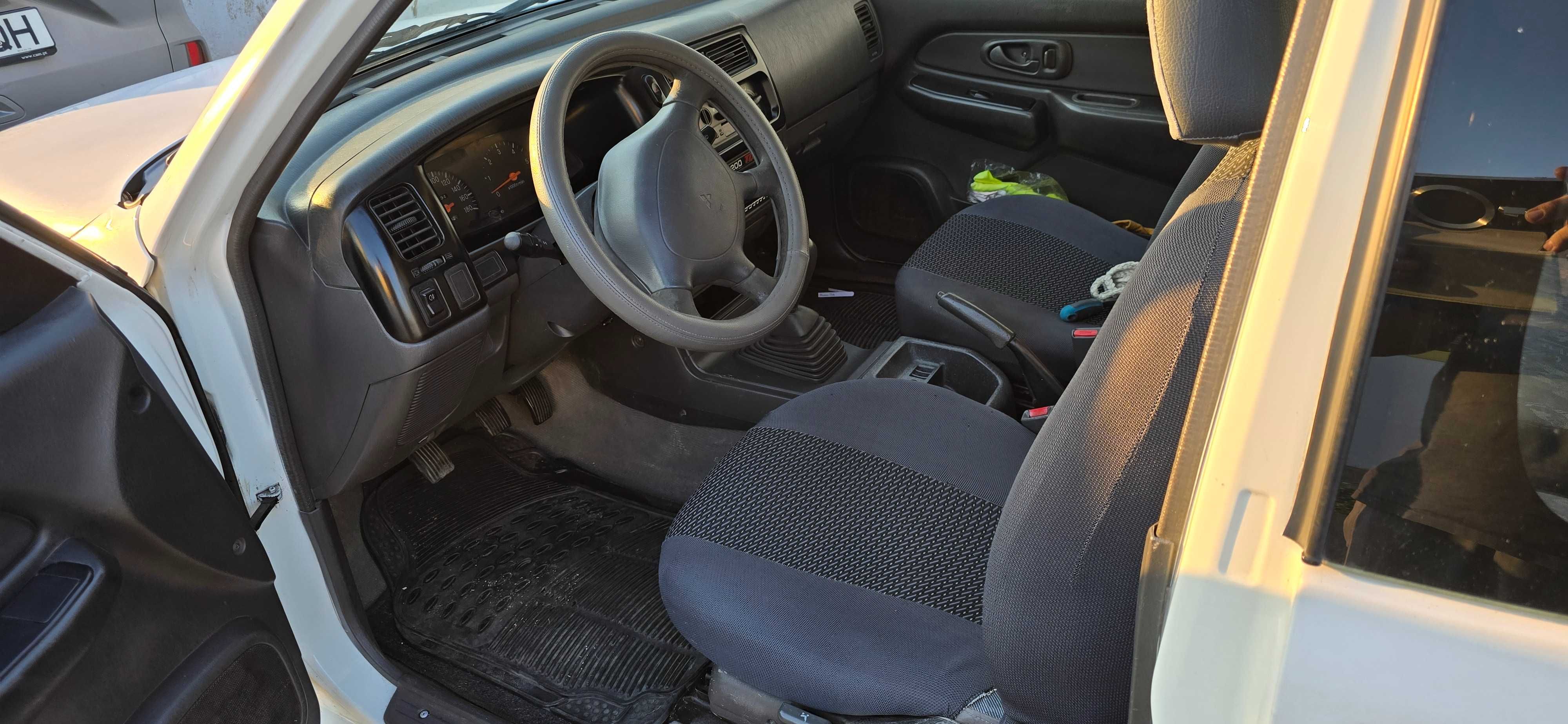 Mitsubishi L200 King Cab