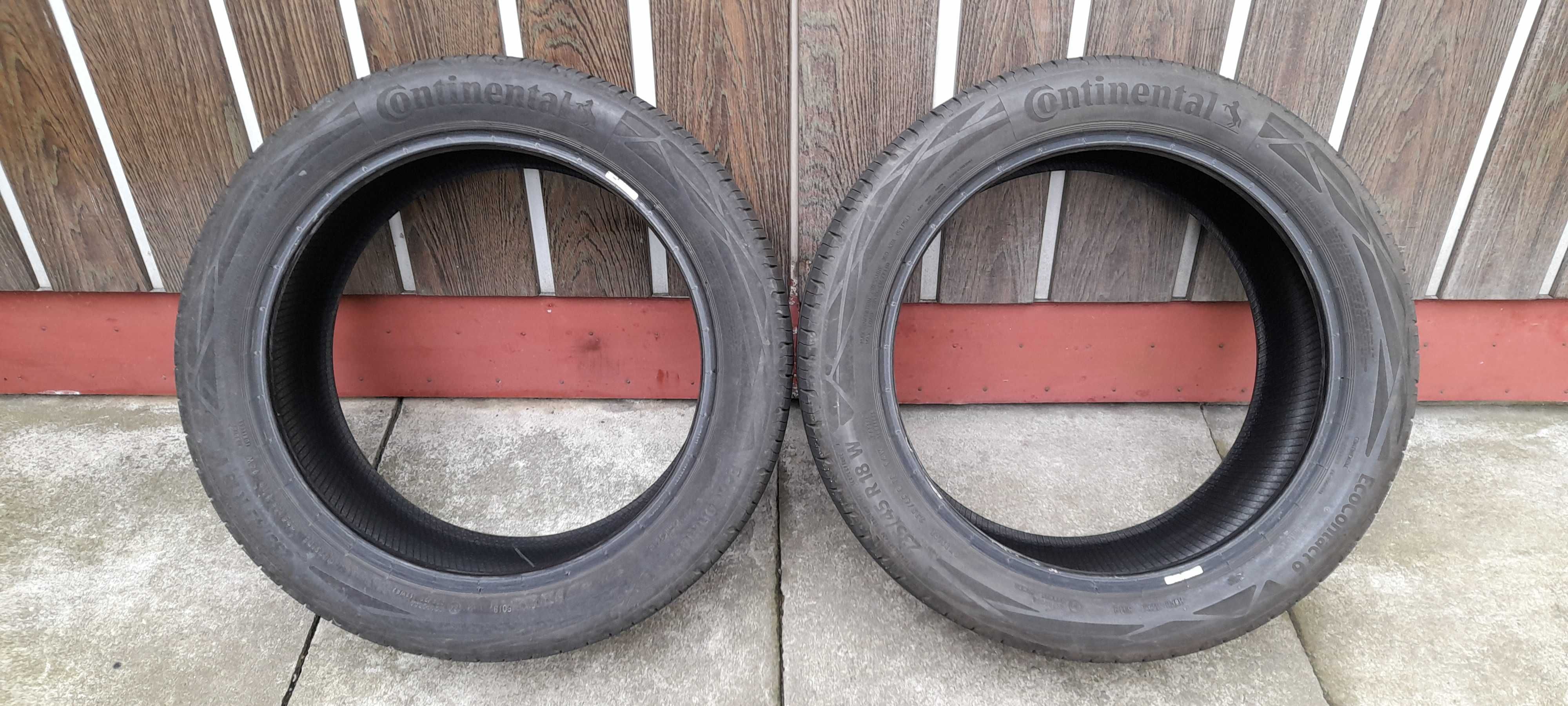 Opony letnie Continental  235/45 R18   94W