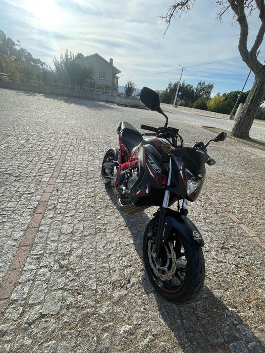 Honda cb650f 2016