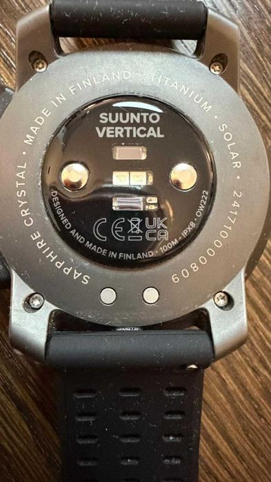 Zegarek Suunto Vertical titanium plus akcesoria