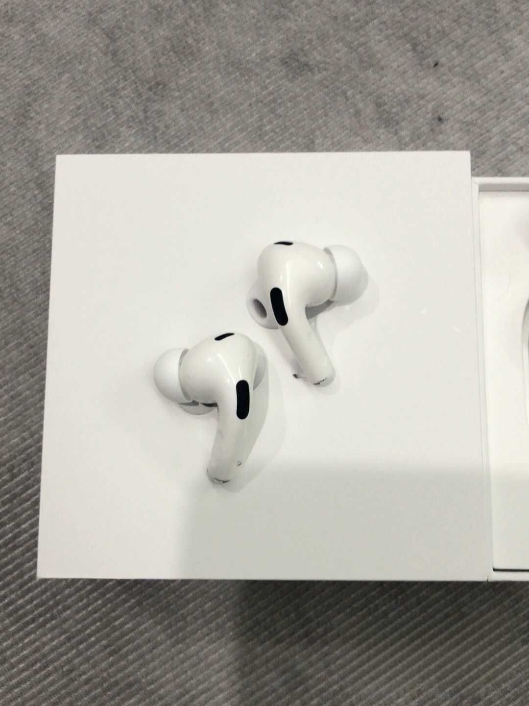 Apple AirPods Pro 2 USB-C