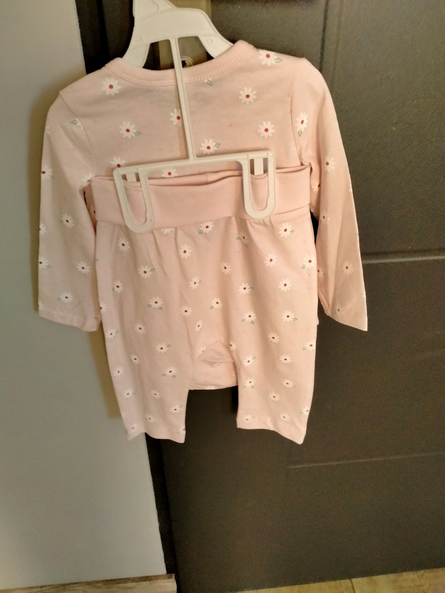 Body ze spodniami 74cm