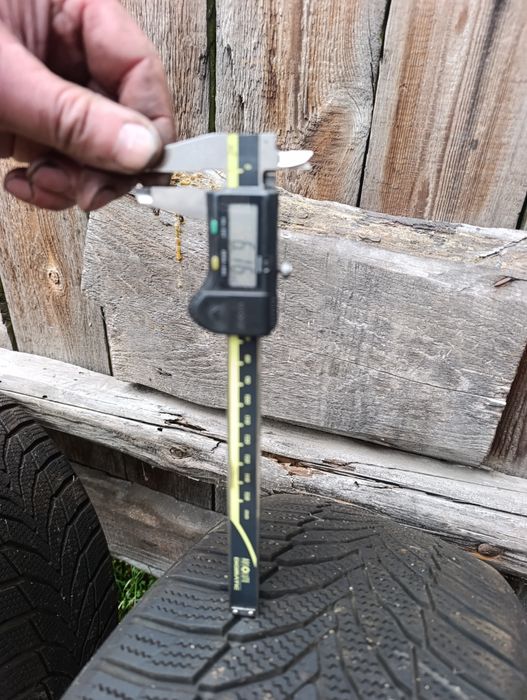 225/45/18 nexen sport2