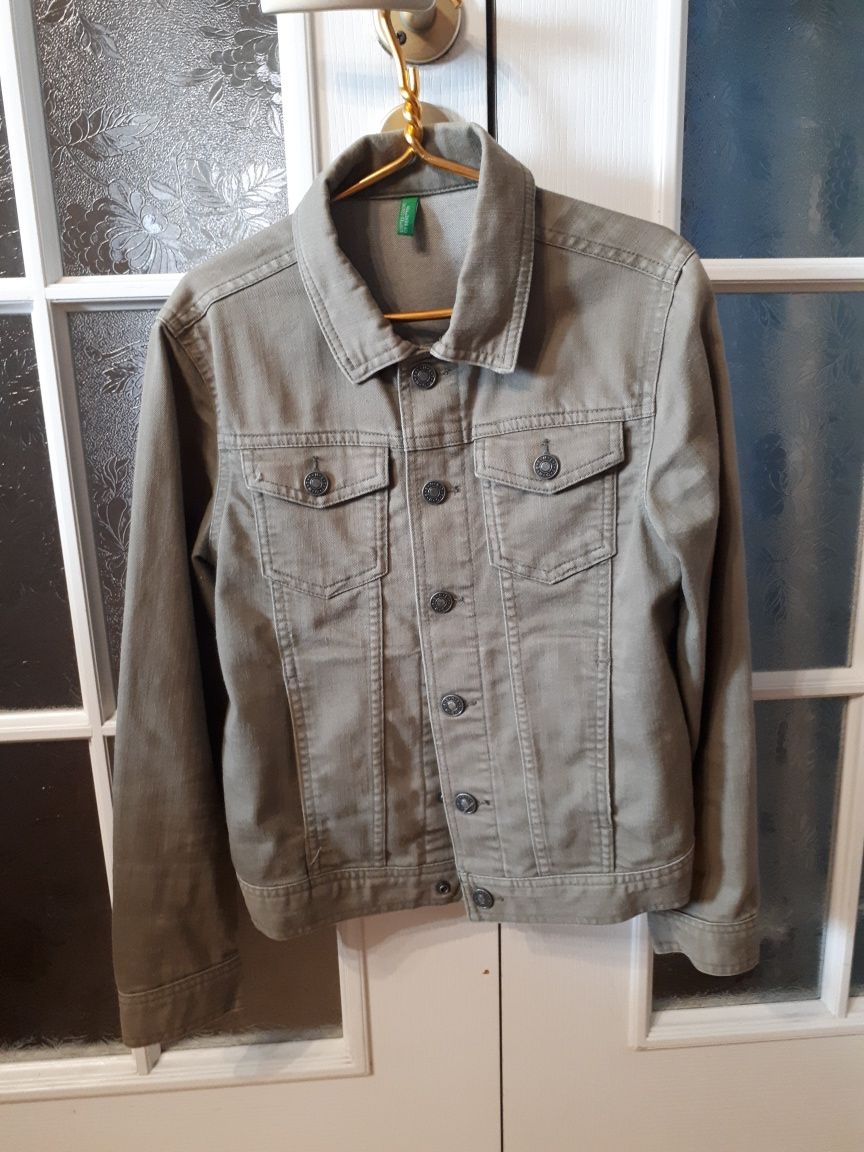 жакет. пиджак, куртка Benetton,на 8-9 лет, 140 см
