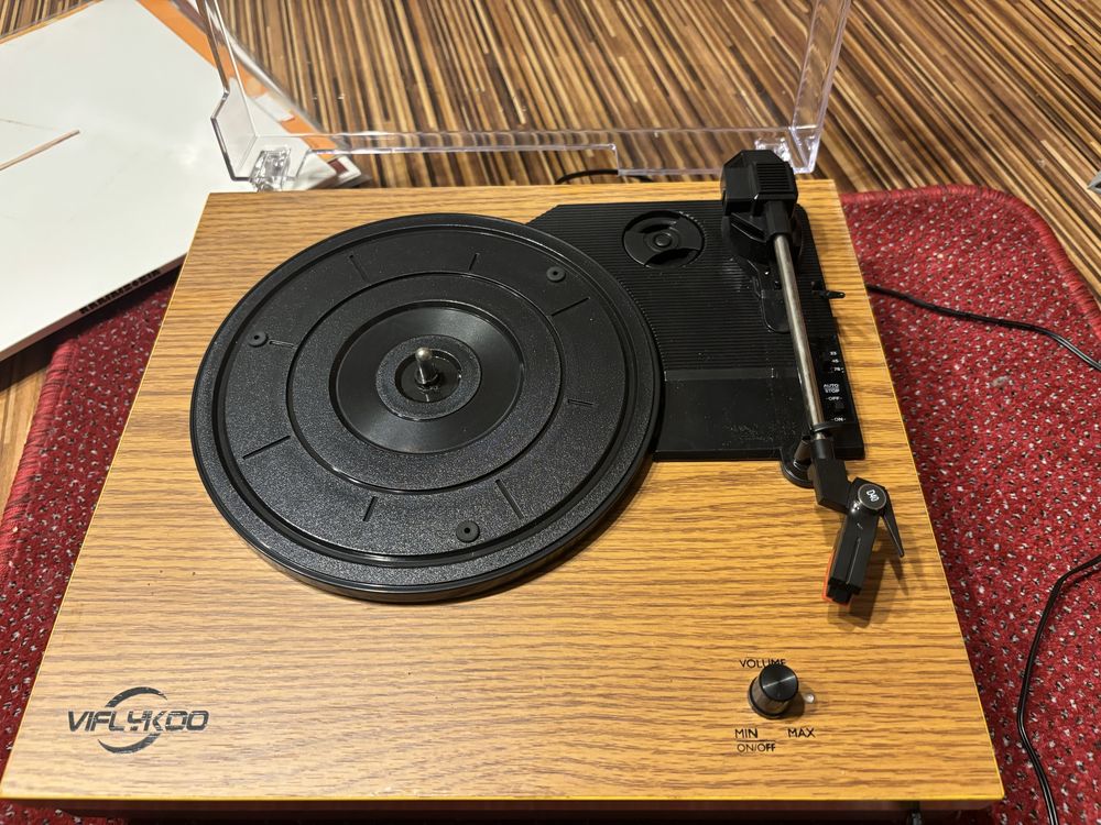 Gramofon VIFLYKOO TT202-1