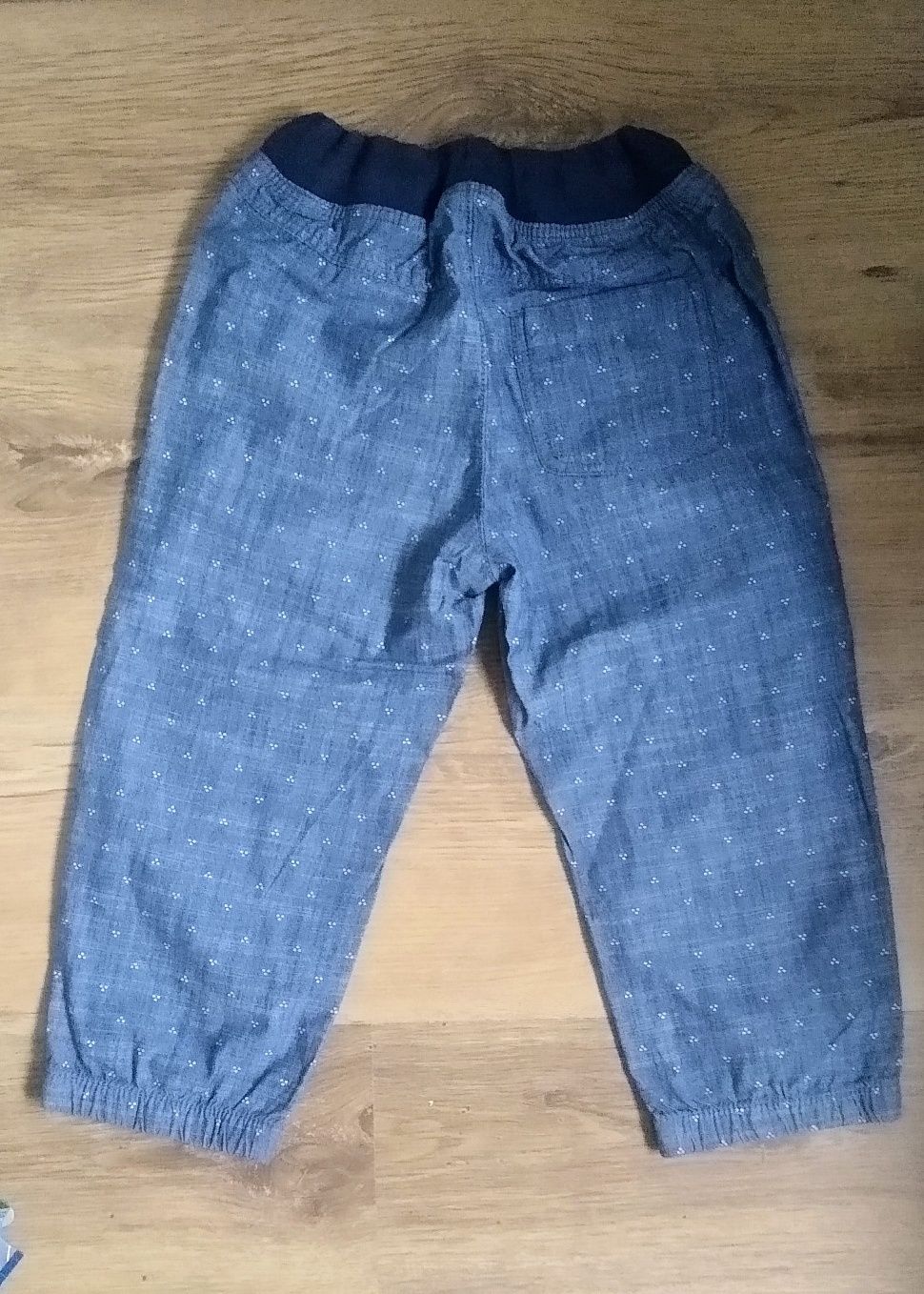 Spodnie, spodenki 3/4 H&M r. 128