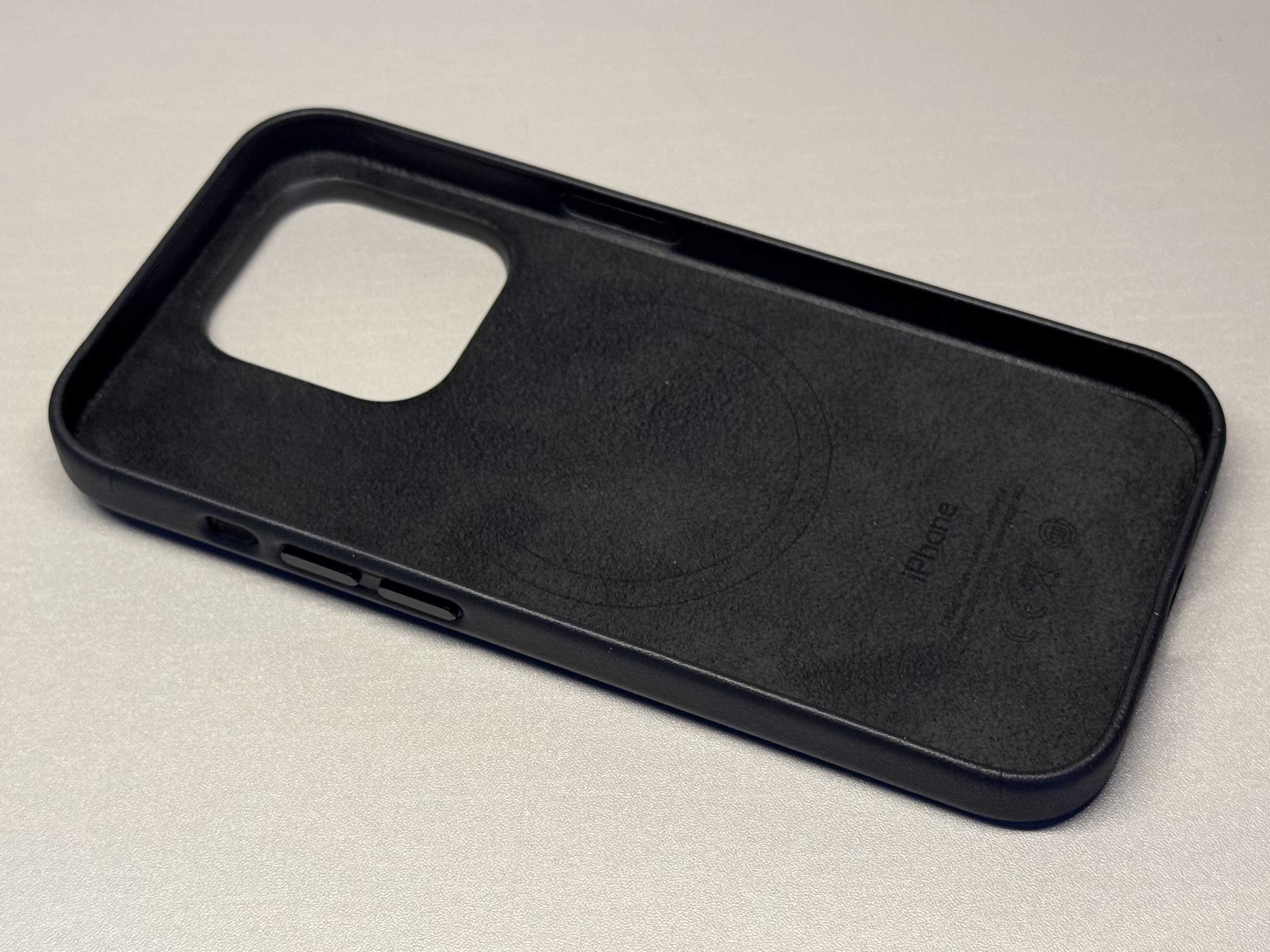 Шкіряний чохол для Apple iPhone 14 Pro (Midnight) MPPG3