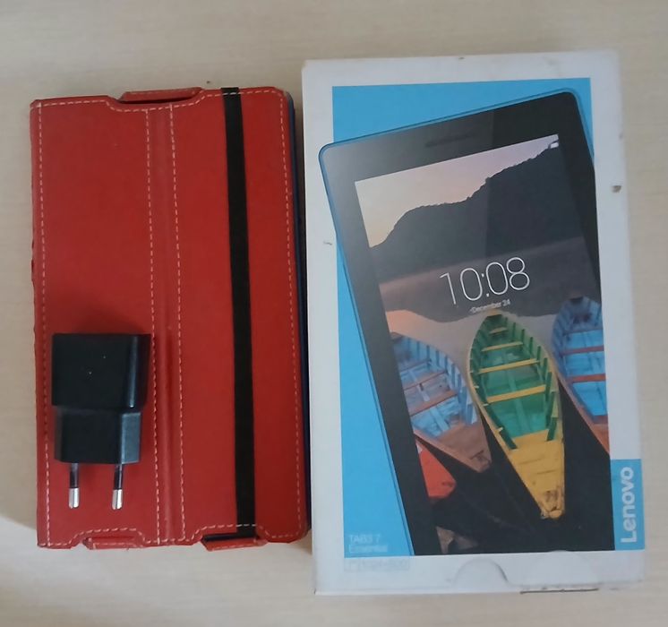 Lenovo tb3-710I вживаний