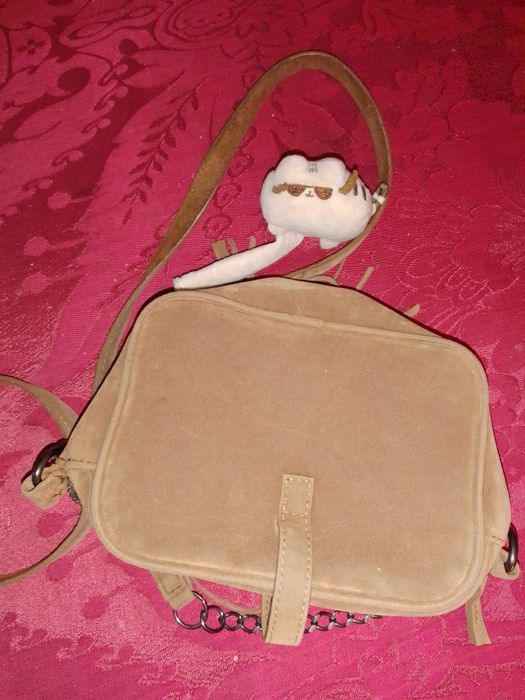 Mulheres no espelho-Elizabeth Gomes-1e-Moner15E-Mala tiracolo7EDesde2E