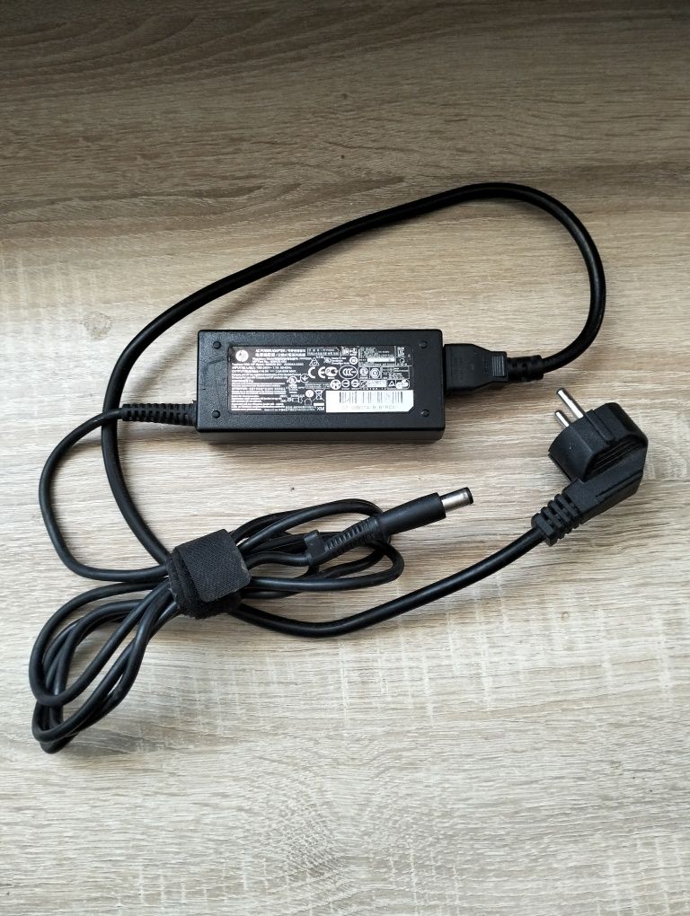 Zasilacz HP 65W 18,5V duża wtyczka AD9043