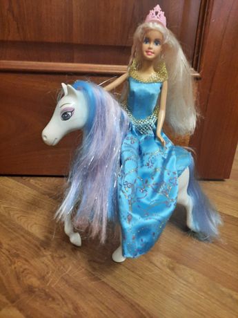 Принцесса с лошадкой