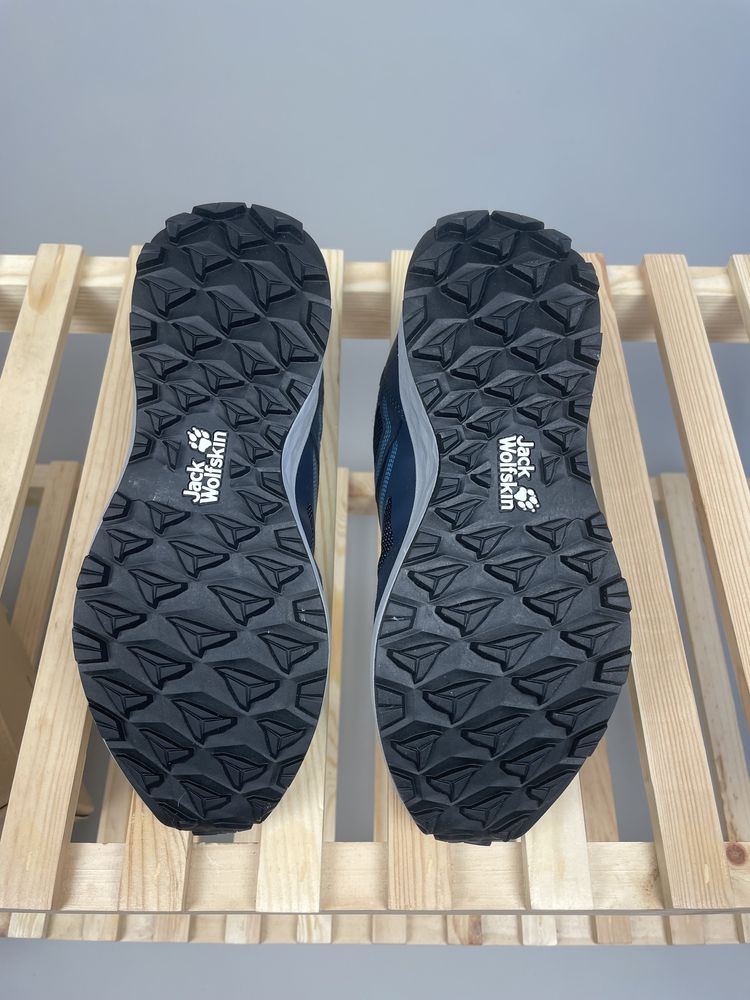 Кросівки чоботи Jack Wolfskin 36, 39 south striker low