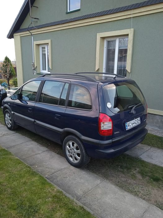 Опель Зафіра А 1,8 бензин 2005 рік