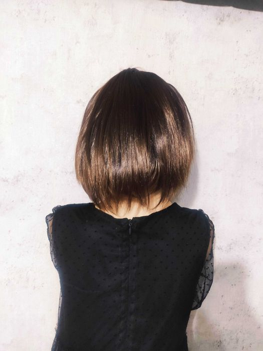 Peruka włosy ciemny brąz