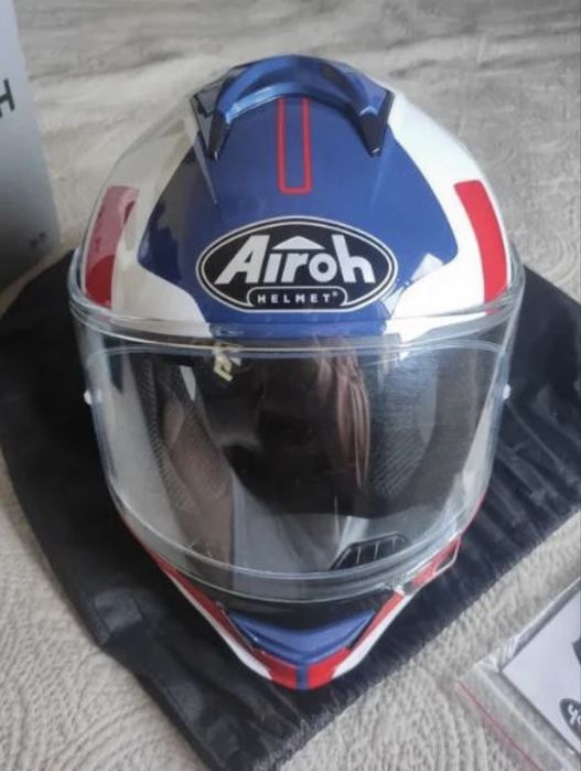 Capacete Airoh tricolor tam L