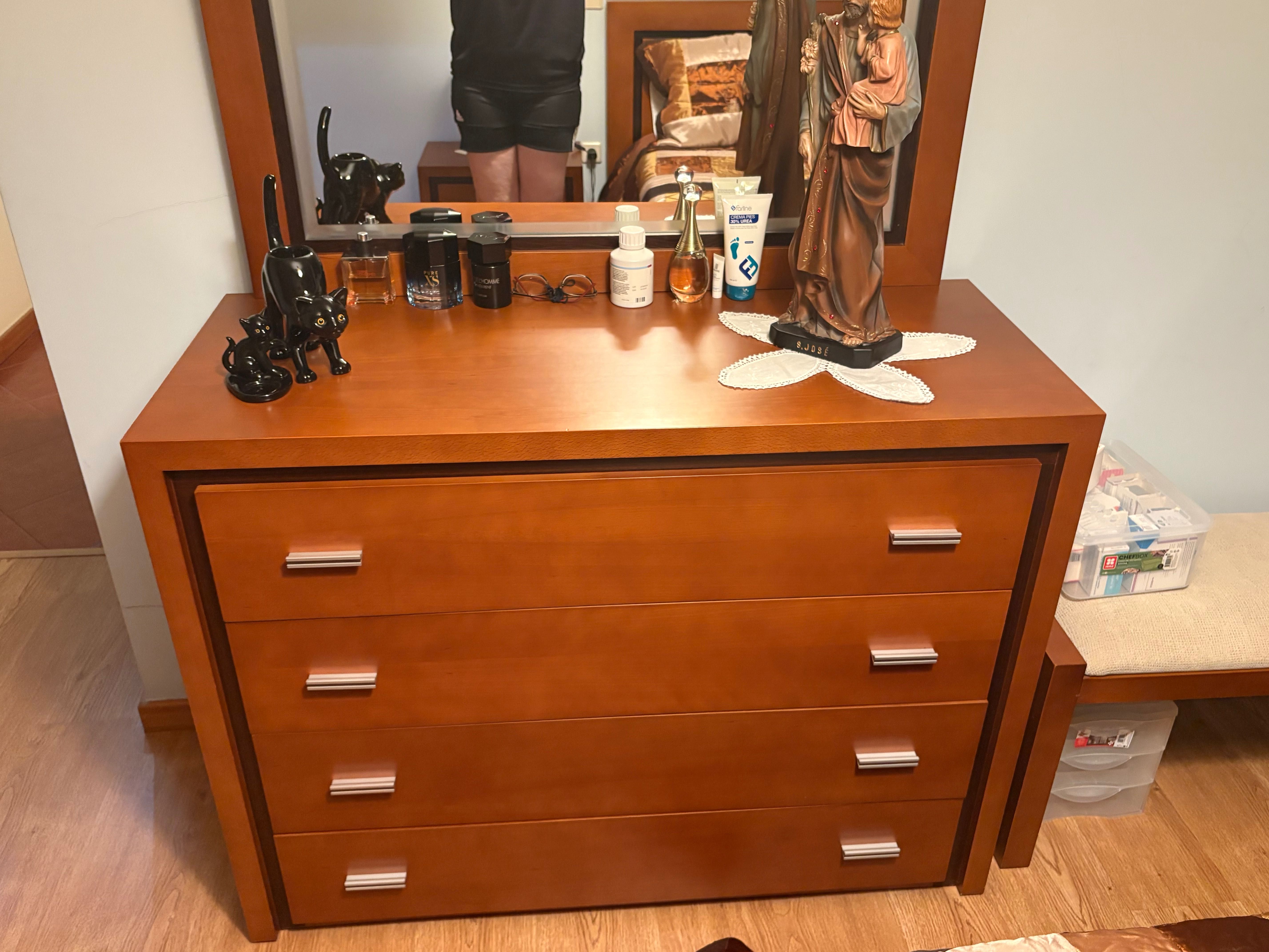 Quarto completo em cerejeira
