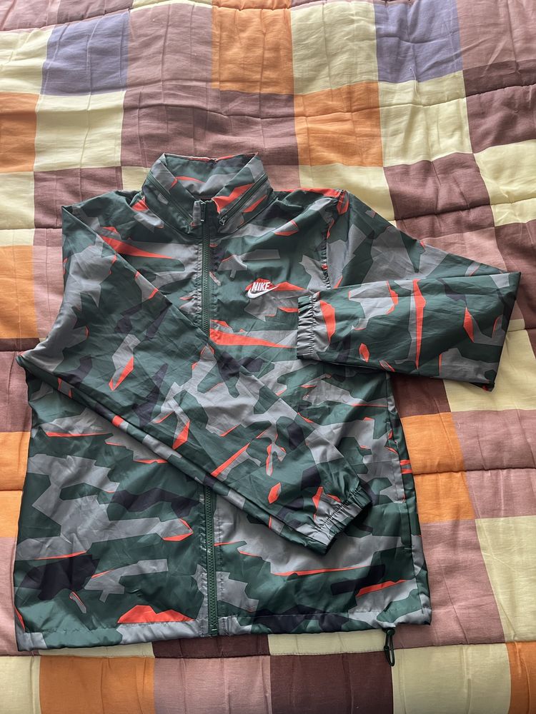 Casaco Corta-Vento Nike (VERSAO LIMITADA)