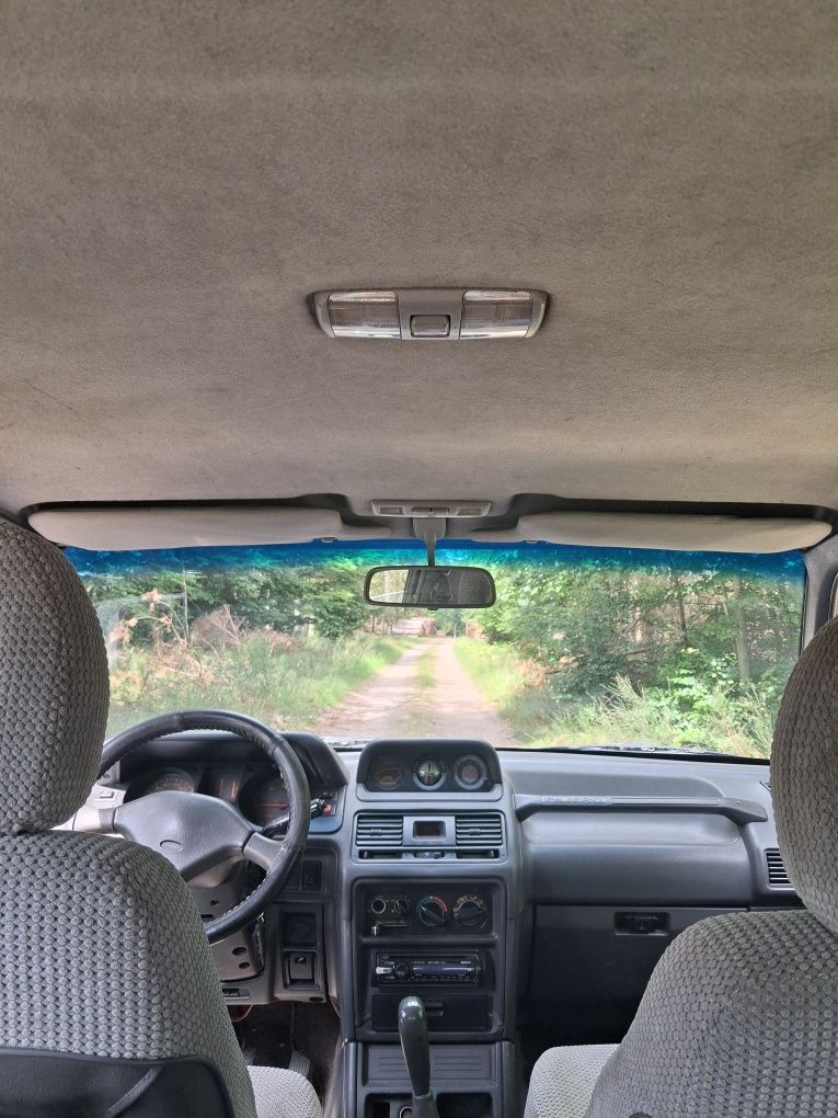Mitsubishi Pajero 2 2.8td 3d Super Select off road terenówka