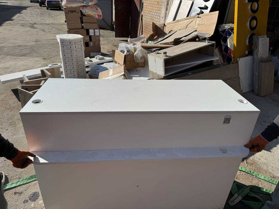 Б/В  Каса / прилавок для магазину, шоуруму, салону