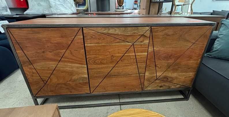 Komoda Egon 3-drzwiowa z drewna akacjowego i metalu 145x40x76 Bizzotto